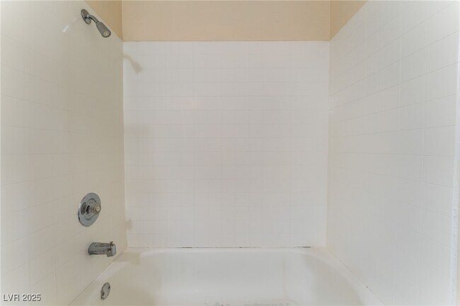 Building Photo - 457 N Lamb Blvd
