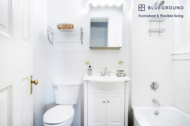 Building Photo - 271 Dartmouth St