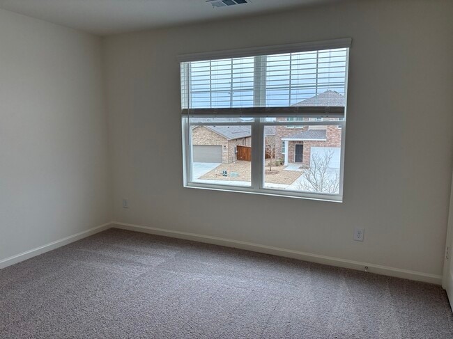 Building Photo - 1876 Purtis Crk Dr