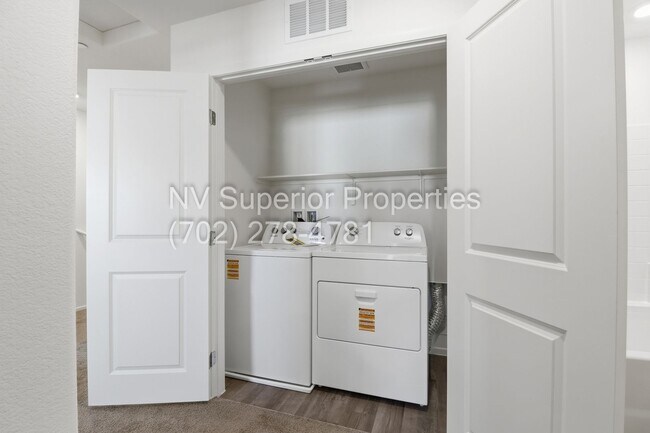 Building Photo - Aliante!! Never lived in!!! Gated!! Community Pool!!! Playground!! 2 Car Garage!! Tankless Hot wa...