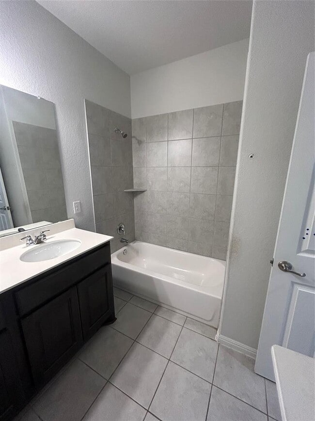 Building Photo - 3600 Brushy Creek Rd