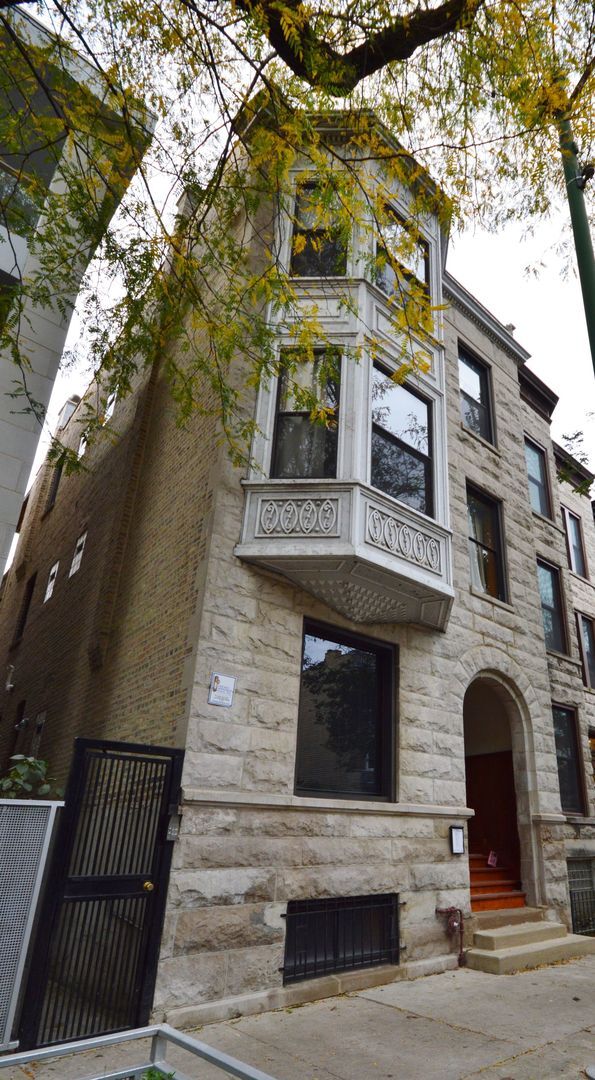 Primary Photo - 1936 N Sheffield Ave