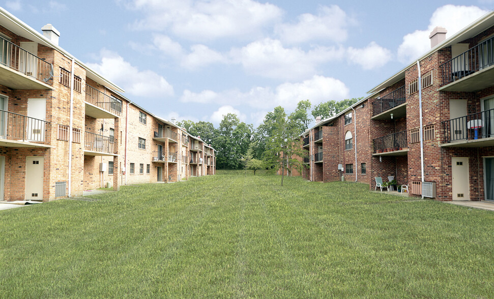 Primary Photo - Liberty Gardens Apartments