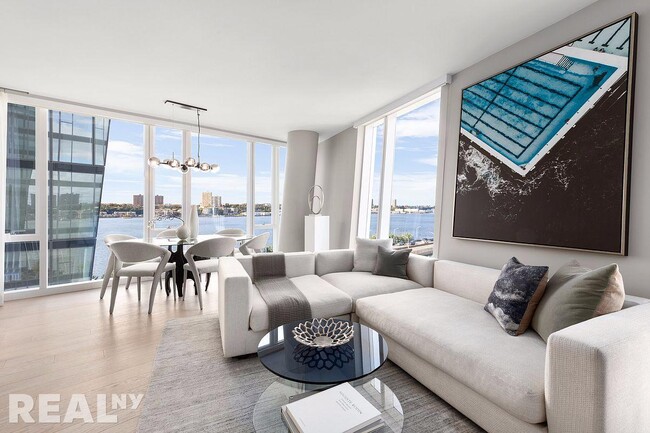 Building Photo - 675 West 59th Street