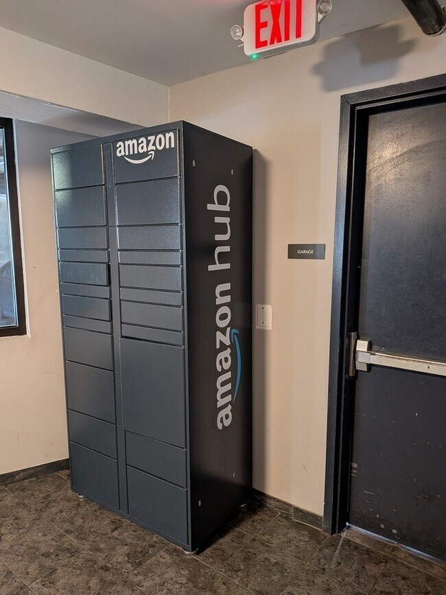 Building Photo - 18 Canfield St