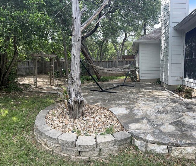 Building Photo - 5401 Apache Creek Cove