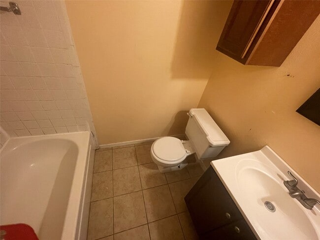 Building Photo - 10751 Corona Ln