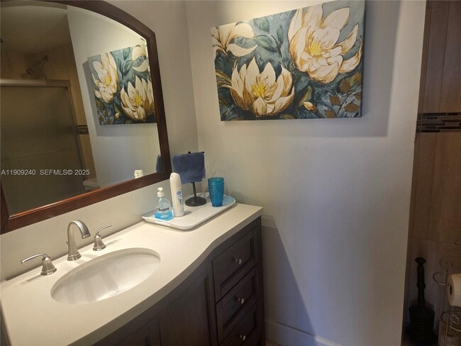 Building Photo - 1600 S Ocean Dr