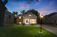 Building Photo - 47 Hackberry Ln