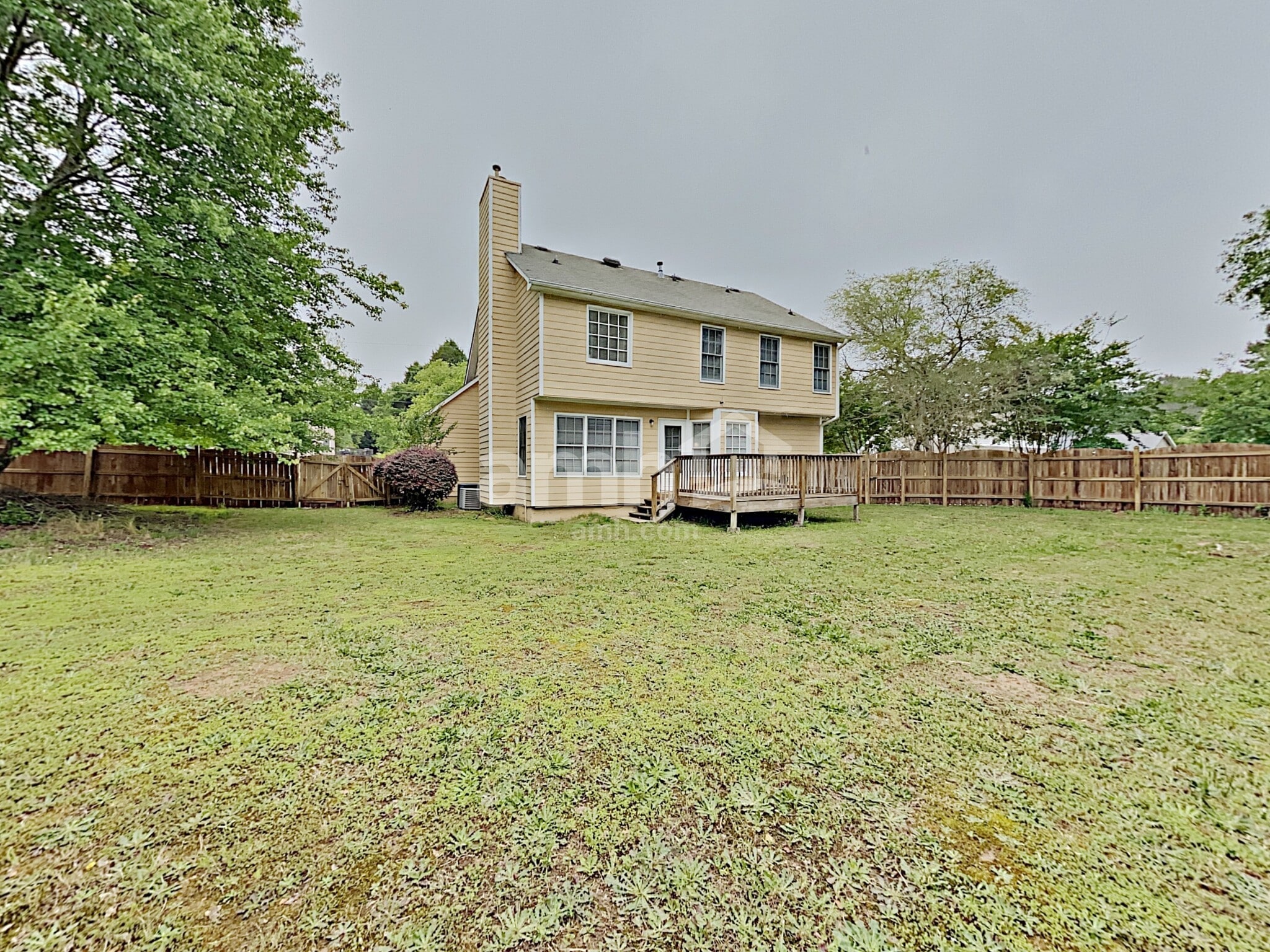 Building Photo - 1300 Summit Point Ln