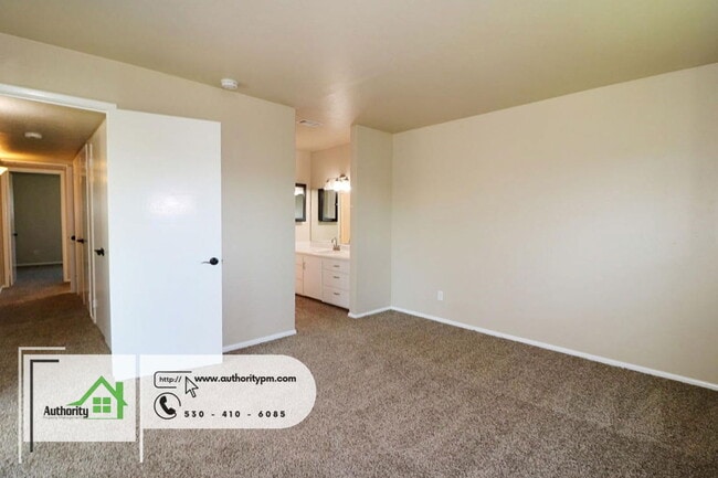 Building Photo - 19578 Covington Mill Dr