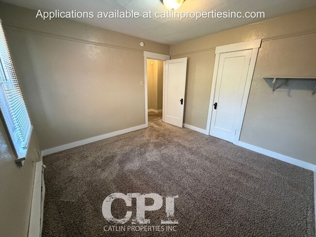 Building Photo - 466 25th Ave