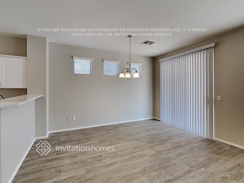 Building Photo - 15747 W Mohave St