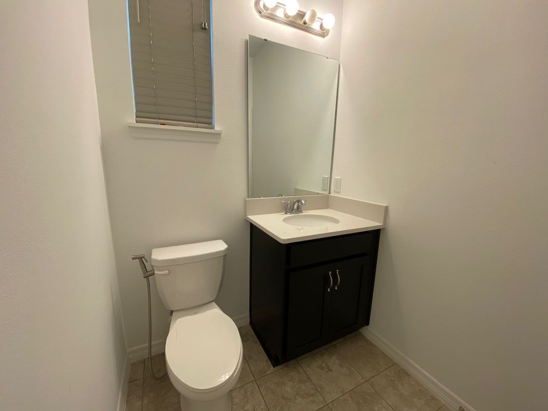 Building Photo - 1470 Lone Feather Trail