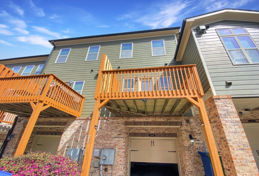 Building Photo - 1197 Lavista Cir NE