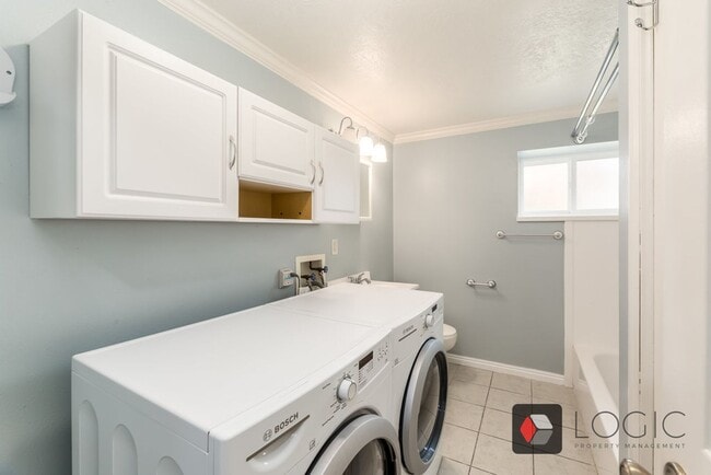 Building Photo - 835 W 2400 N St