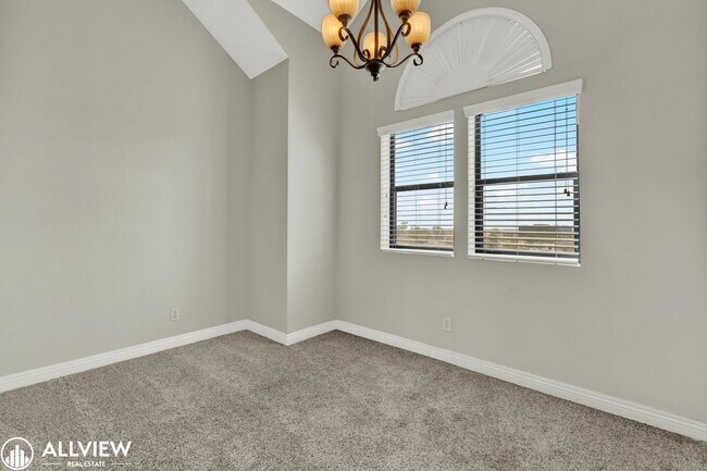 Building Photo - *MOVE IN SPECIAL $750 OFF FIRST MONTH'S RE...