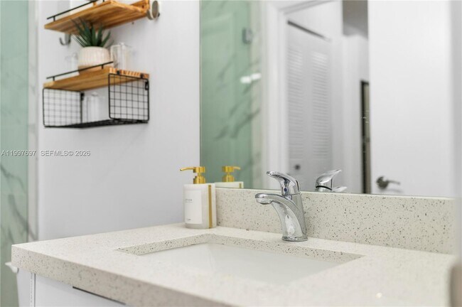 Building Photo - 136 NW 26th St