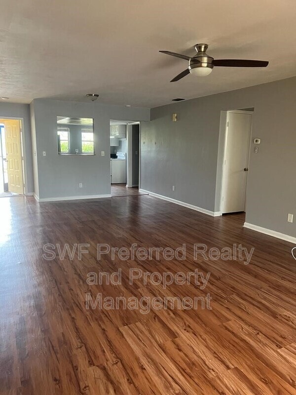 Building Photo - 4341 Country Club Blvd