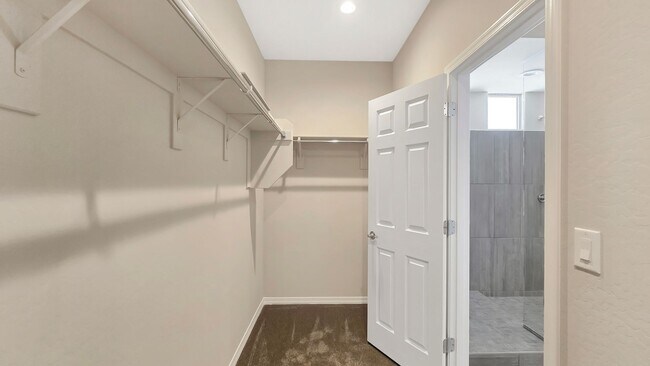 Building Photo - Brand new home!  Convenient to the 303 freeway!