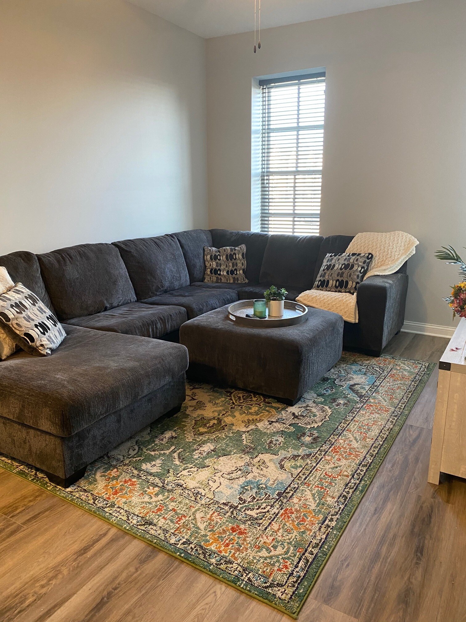 Building Photo - 512 Brady St