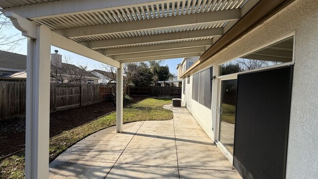 Building Photo - Single-Story Home for Lease – Manteca