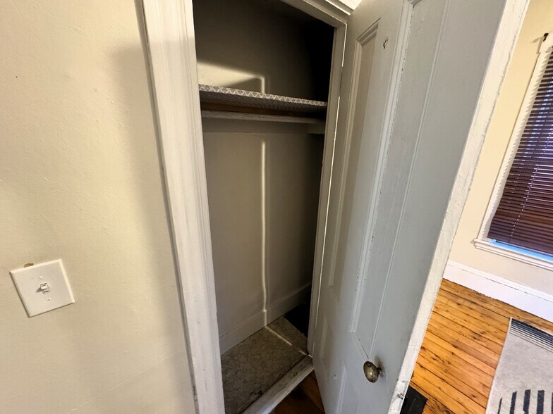 Building Photo - 377 Highland Ave