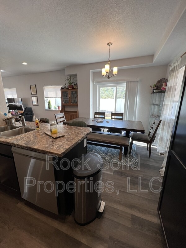Building Photo - 1716 Kade Ct