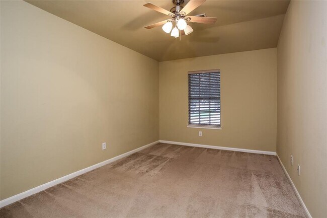 Building Photo - 2907 Crestbrook Bend Ln