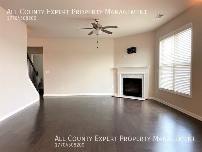 Building Photo - 4845 Frontier Dr