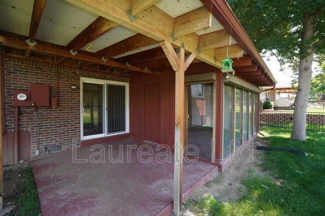 Building Photo - 1472 W Geddes Ave
