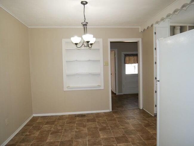 Building Photo - 1511 N 39th St