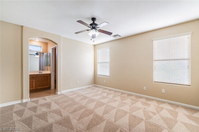 Building Photo - 1160 Blue Magenta Ave