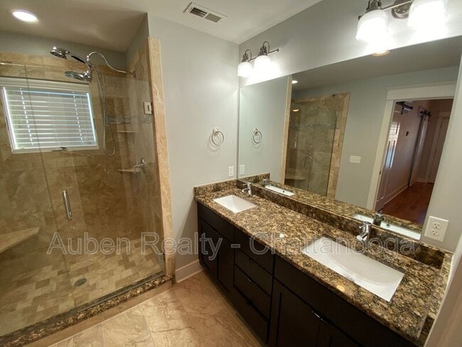 Building Photo - 602 Mariner Way