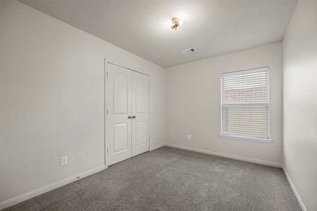 Building Photo - 20803 Bastion Settle Dr