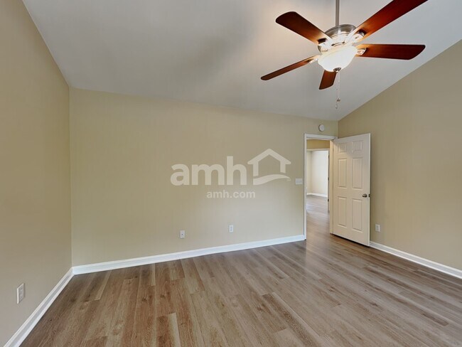 Building Photo - 8420 Astwell Ct