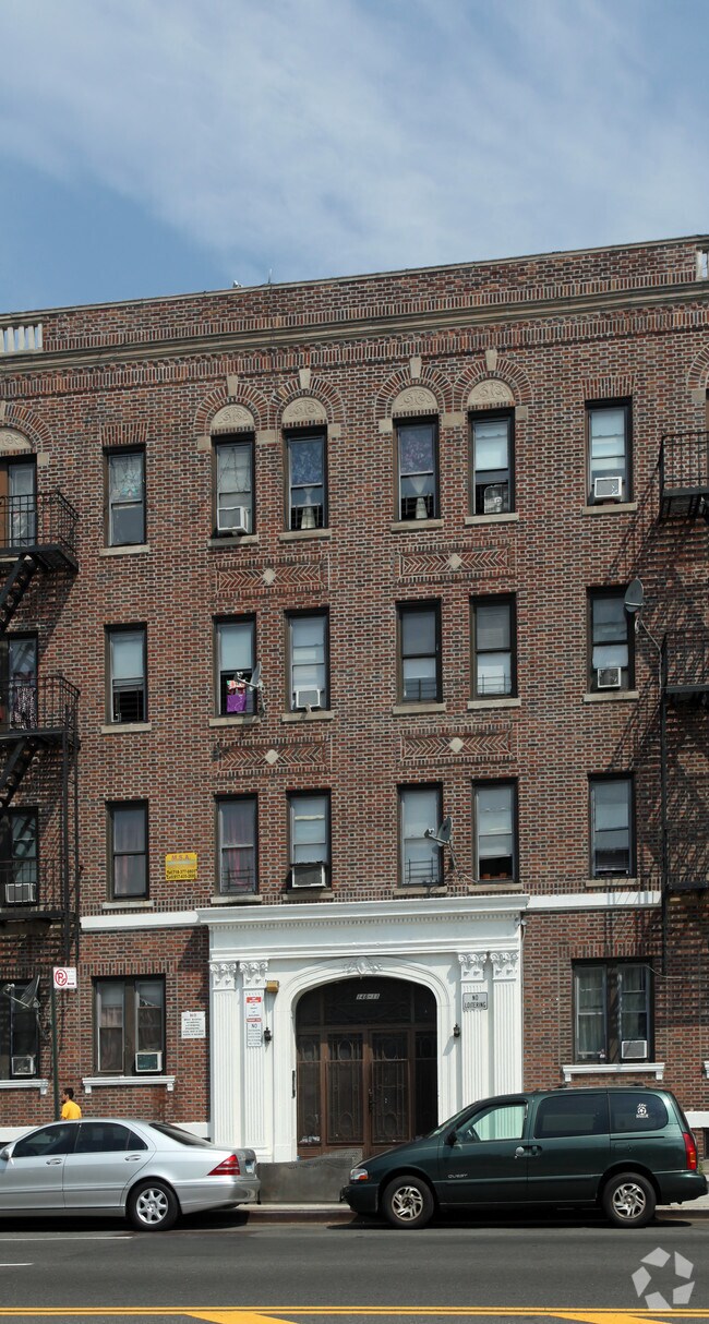 14611 Hillside Ave 14611 Hillside Ave Jamaica NY 11435 Apartment