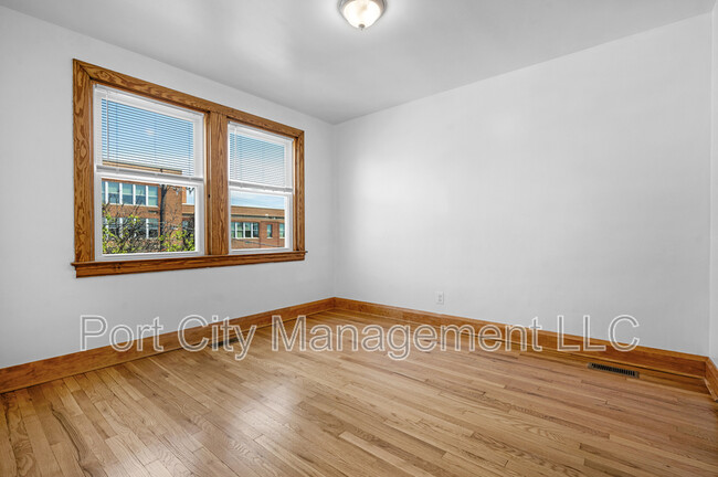 Building Photo - 730 Rappolla St