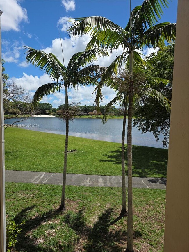 Building Photo - 15330 SW 106th Terrace