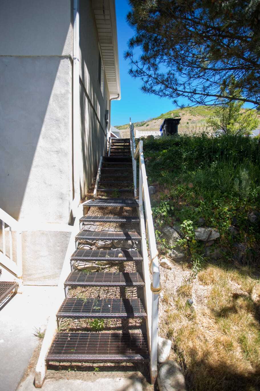 Building Photo - 1364 Northridge Dr
