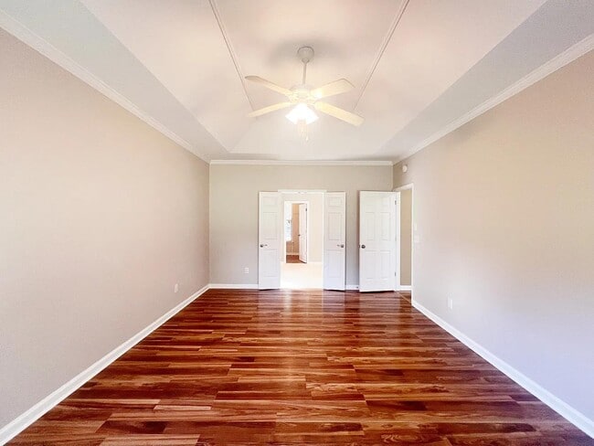 Building Photo - 703 Kingsmoor Dr