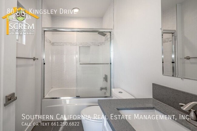 Building Photo - 803 N Kingsley Dr