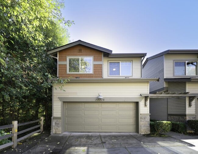 Primary Photo - 3 bedroom in Kirkland WA 98033