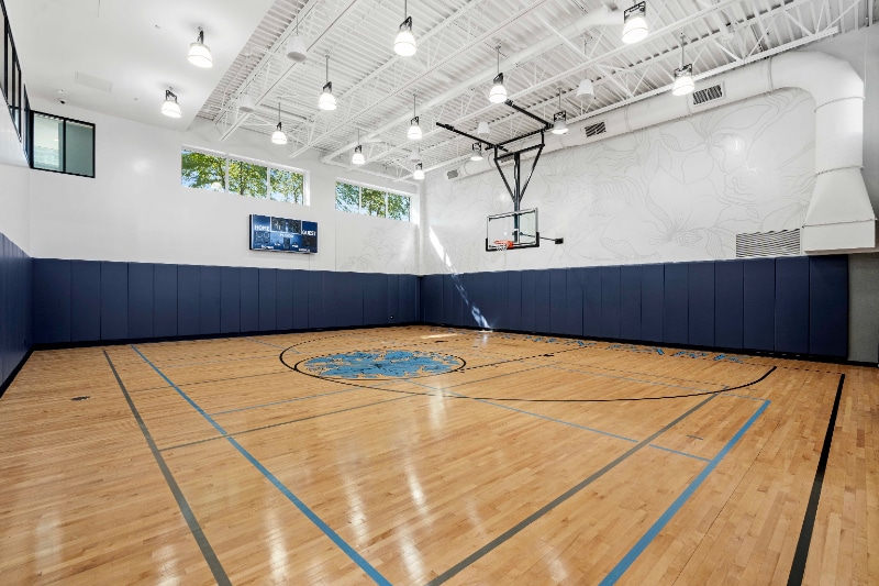 Building Photo - 200 W Hill St