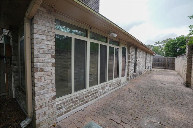 Building Photo - 14106 Glen Canon Ln