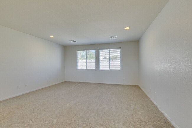 Building Photo - 12056 La Palmera Ave