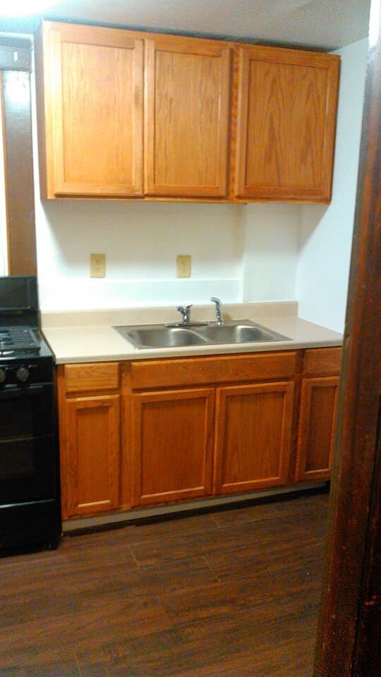 Building Photo - 73 E Blake Ave