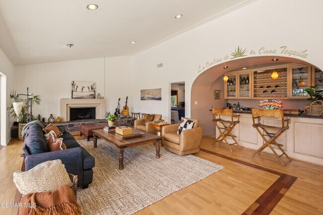 Building Photo - 6110 Colodny Dr