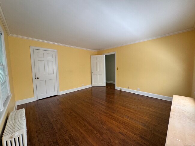 Building Photo - 153 Black Rock Tpke