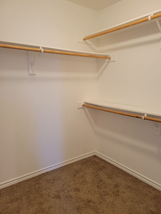 Building Photo - Huge 1/2 acre lot on cul de sac!  White Ro...